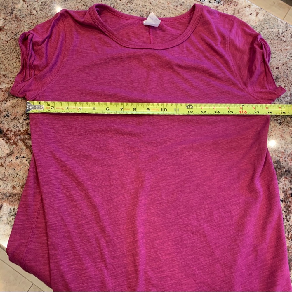 Free People Magenta T-Shirt - Picture 9 of 9